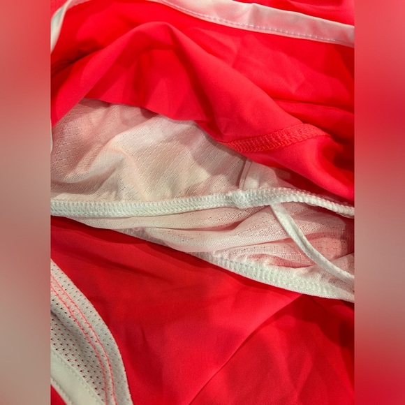 Under Armour UA Women's S Small Fly By 2.0 Running Shorts Pink White Mesh NWT - Picture 5 of 8